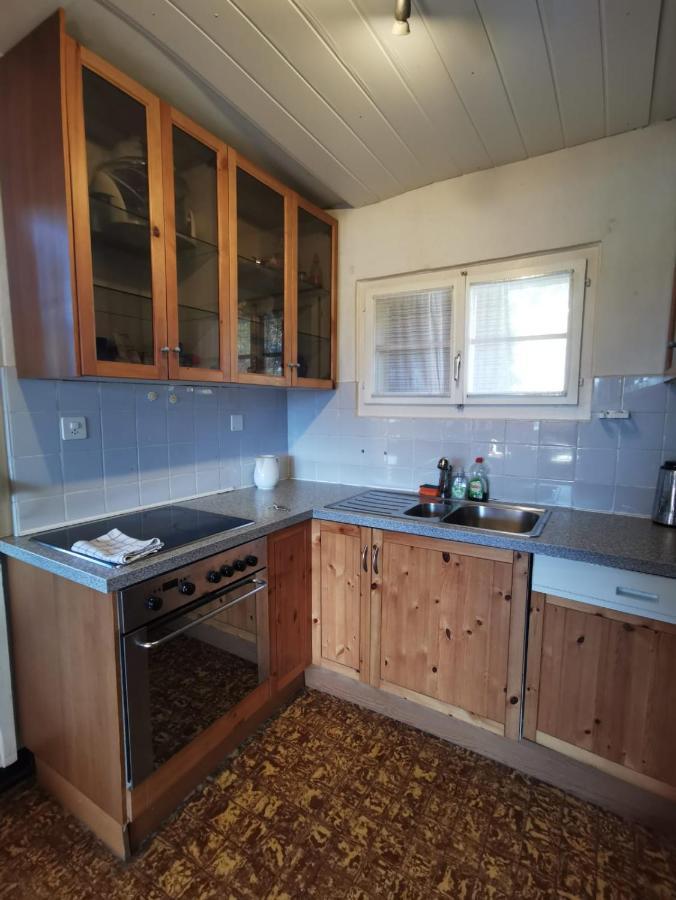 Chalet Traditionnel Avec Jacuzzi Exterieur Bex Esterno foto