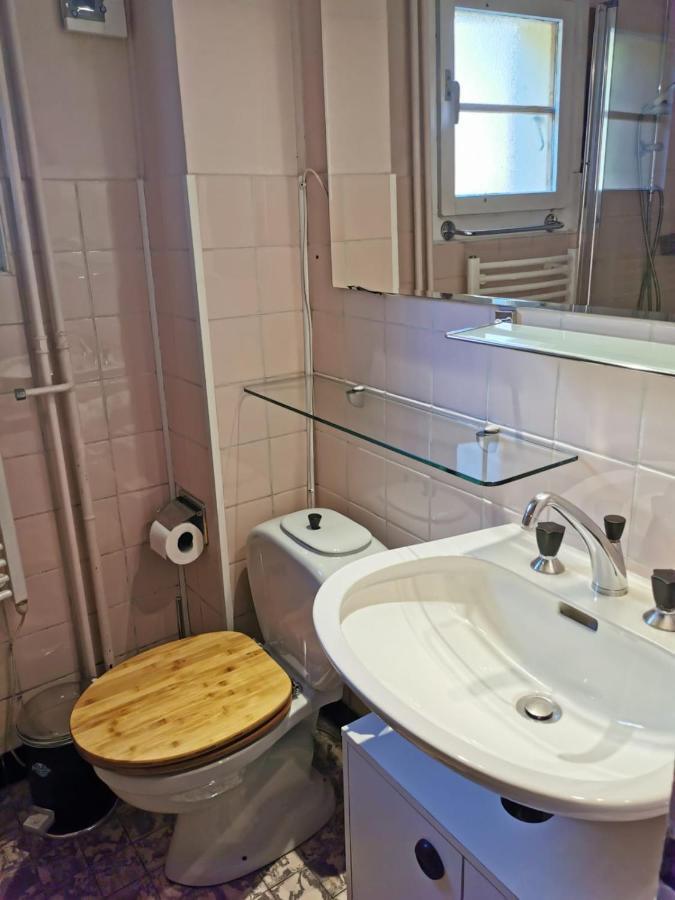 Chalet Traditionnel Avec Jacuzzi Exterieur Bex Esterno foto